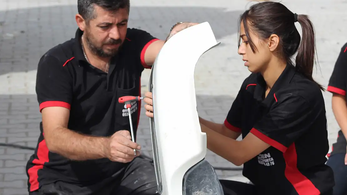 Konya'da 17 yaşındaki genç kız sanayide ezber bozdu