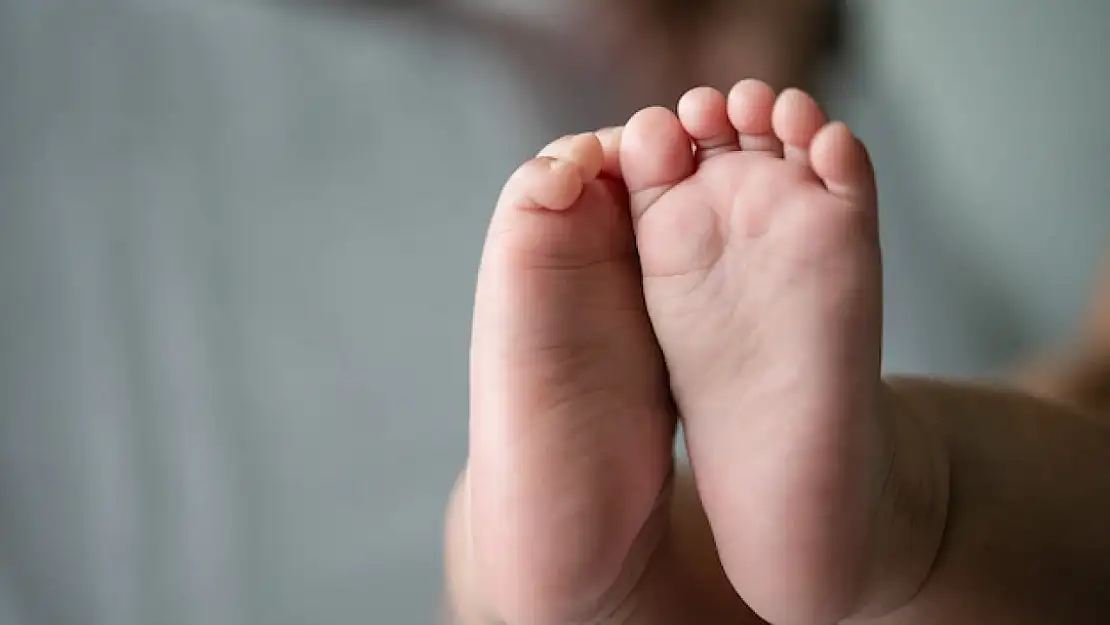 Konya'da acı olay: 10 günlük bebek cami avlusuna terk edildi