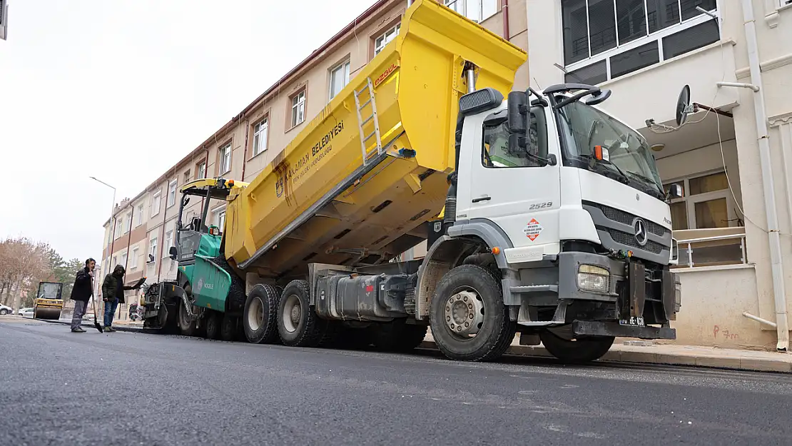 Karaman'da asfalt çalışmaları devam ediyor