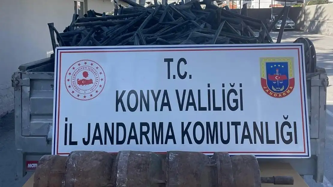 Konya'da bir tarladan sulama malzemesi çalındı