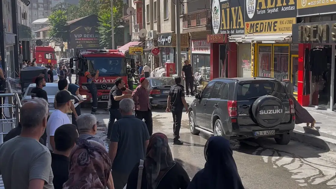 Konya'da dehşet anları: Patlamayla birlikte herkes sağa sola kaçıştı