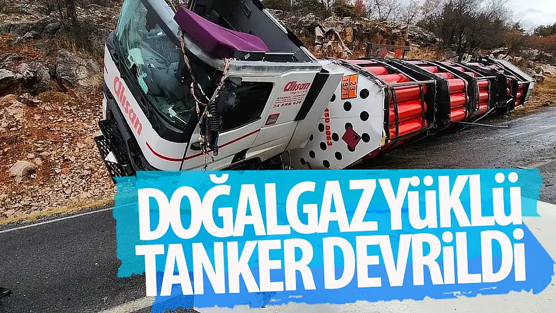 Konya'da doğal gaz yüklü tanker devrildi