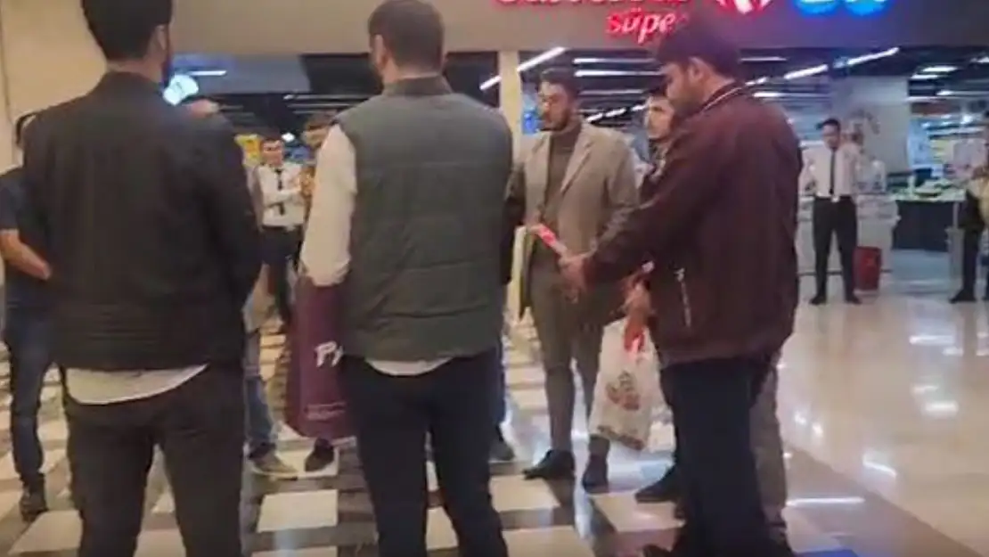 Konya'da İsrail'e destek veren firma protesto edildi: 'Çocuk katili, Türkiye'den defol!