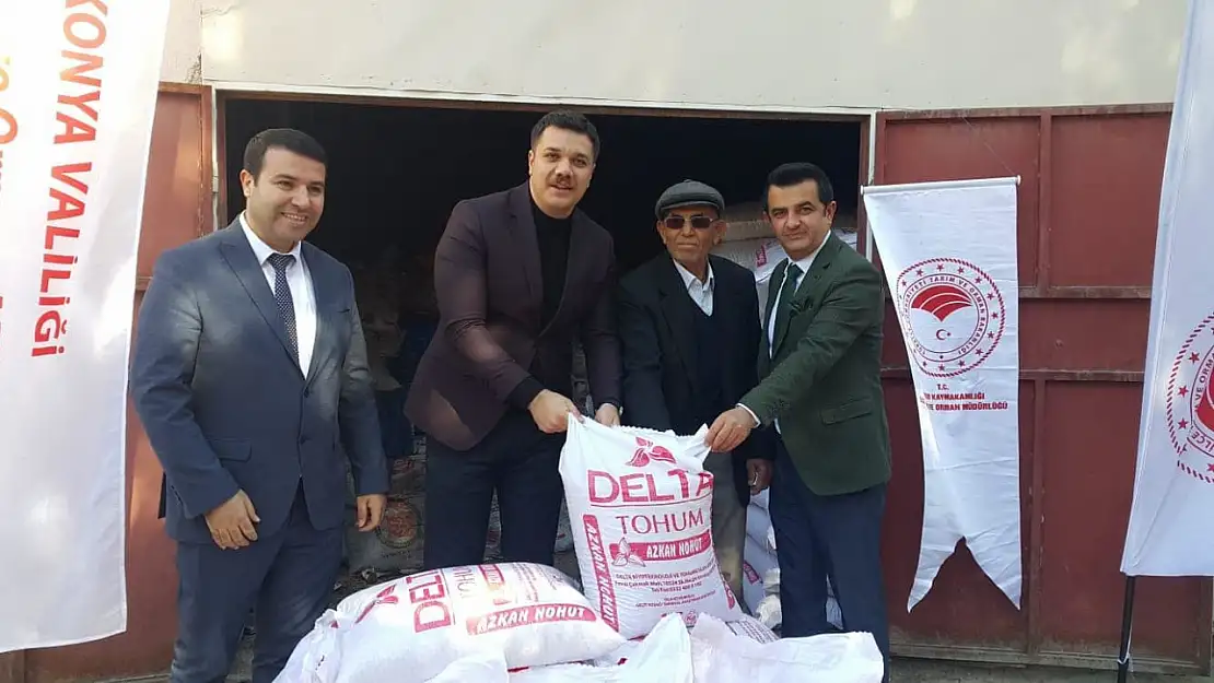 Konya'da nohut tohumu dağıtıldı