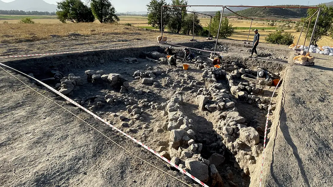 Konya'da o ilçede tarih fışkırıyor! Dokuma atölyesi kalıntıları bulundu