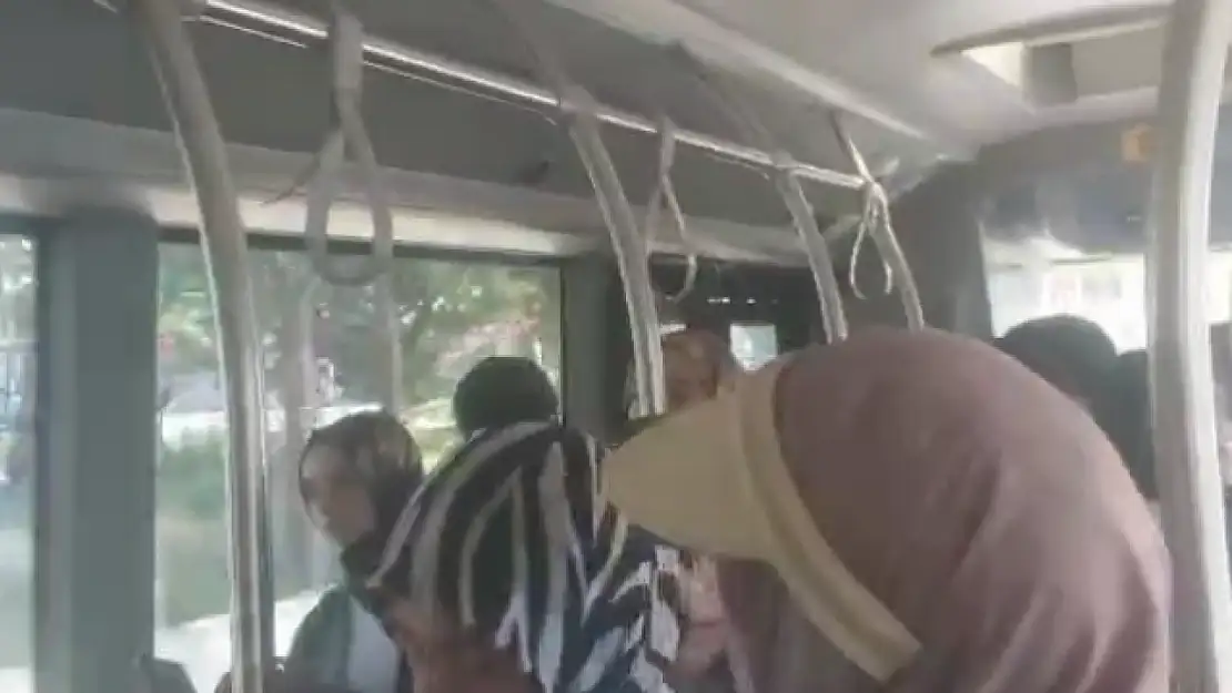 Konya'da okullar açıldıktan sonra ulaşım çileye döndü: Vatandaş ek sefer talep etti!