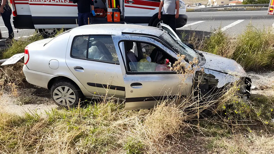 Konya'da otomobil devrildi: 2 yaralı