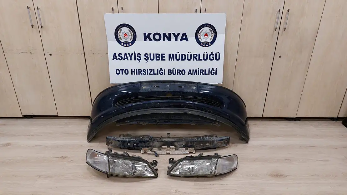 Konya'da otomobillere dadanan hırsız yakayı ele verdi