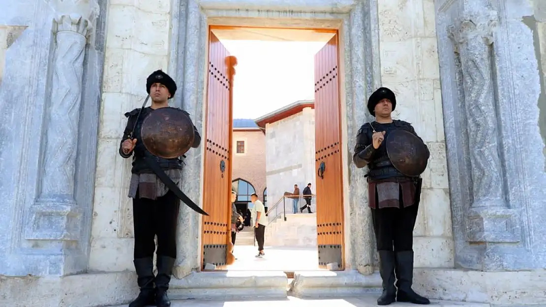 Konya'da saygı nöbeti el değiştirdi! Artık Jandarma icra edecek!