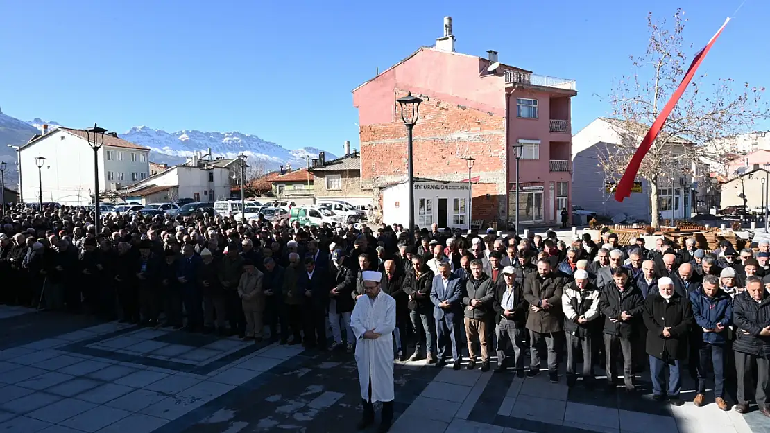 Konya'da şehitler için gıyabi cenaze namazı!