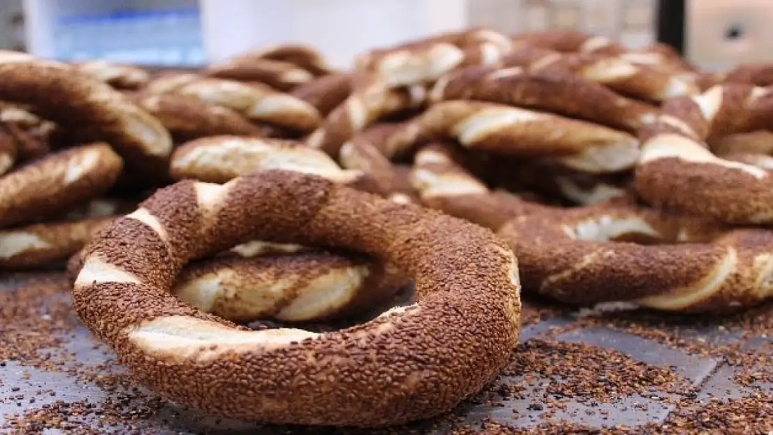 Konya'da simit ve poğaçaya zam