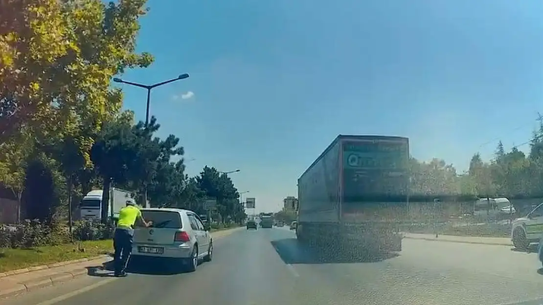 Konya'da sürücünün imdadına polis yetişti