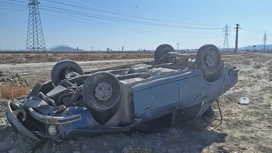 Konya'da takla atan otomobilin sürücüsü şans eseri kurtuldu!