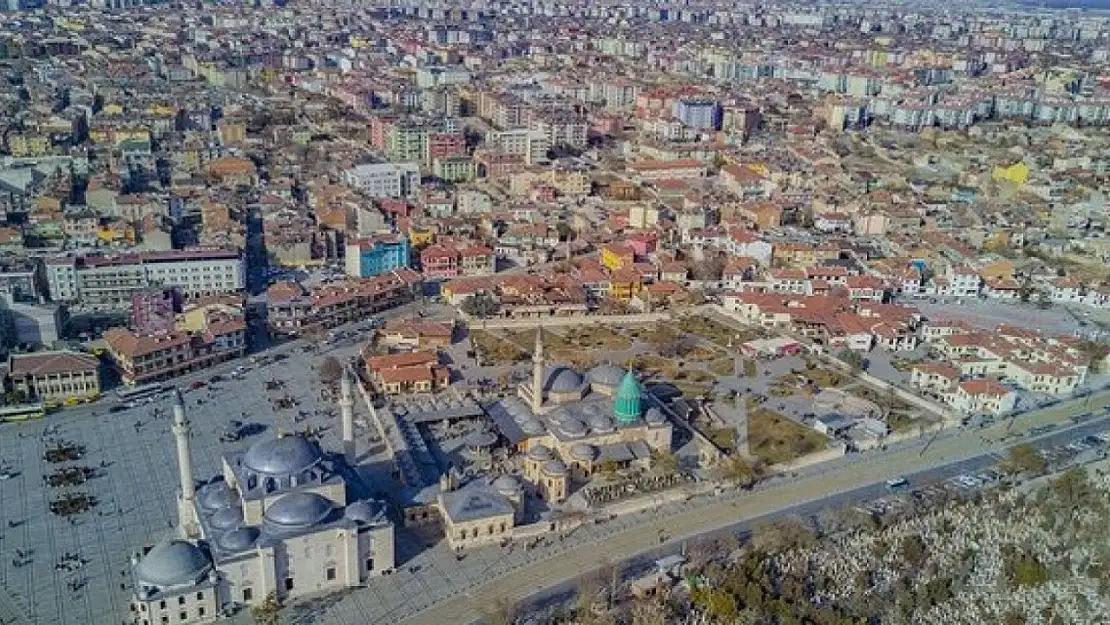 Konya'da termometreler 18 dereceleri gördü