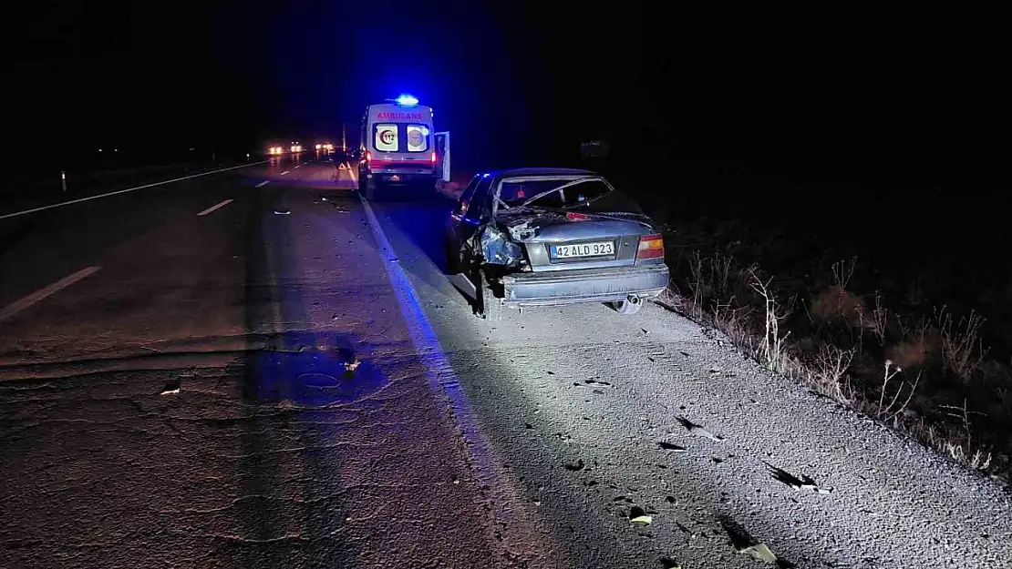 Konya'da tır otomobile arkadan çarptı