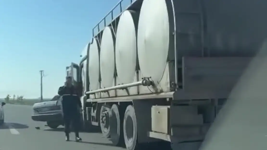 Konya'da tankerin çarptığı otomobilin sürücüsü öldü