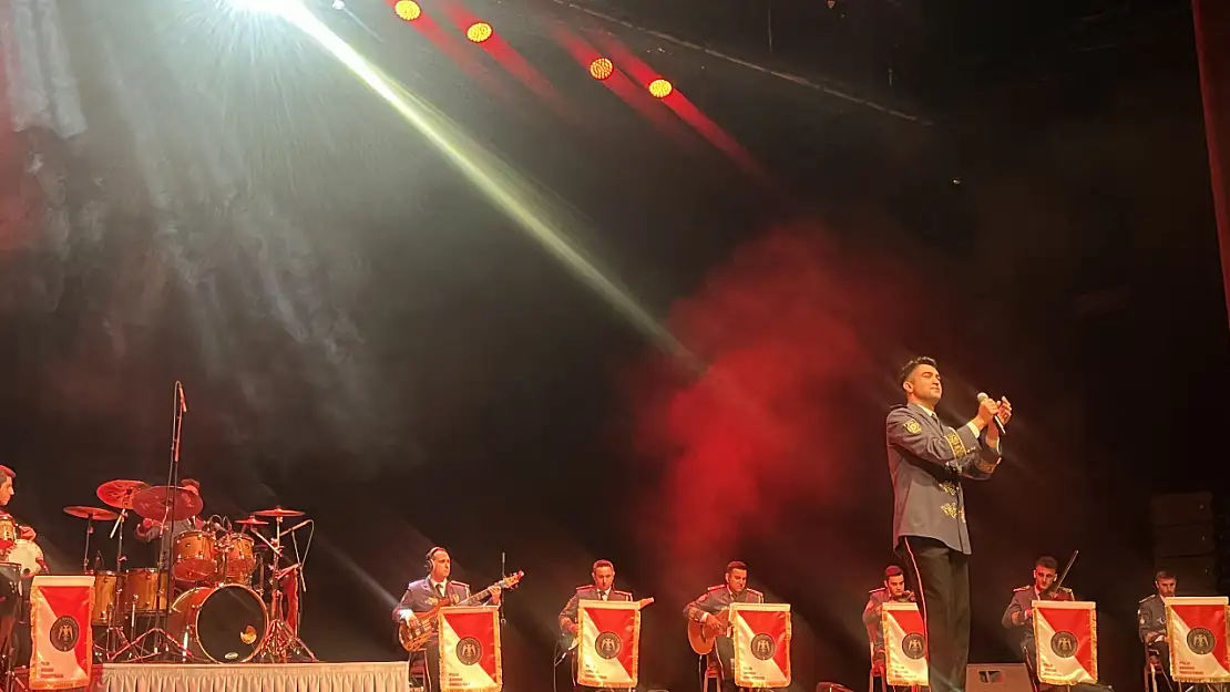 Konya'da Türk Polis Teşkilatı'nın 180. Kuruluş Yıl Dönümü konser programıyla kutlandı
