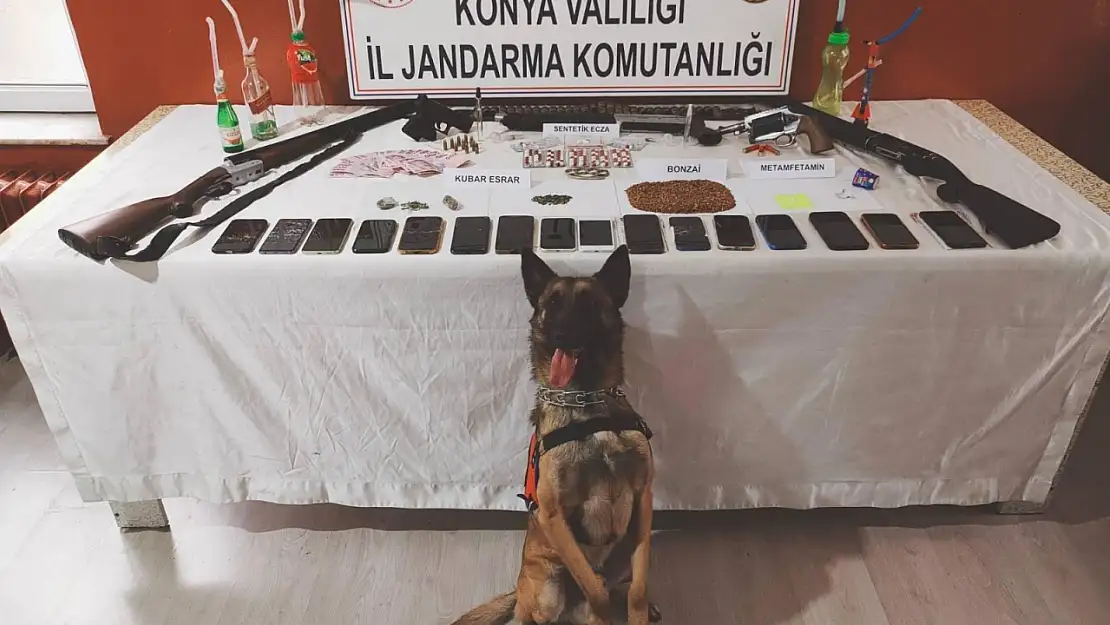 Konya'da uyuşturucu operasyonu düzelendi: 4 zanlı tutuklandı