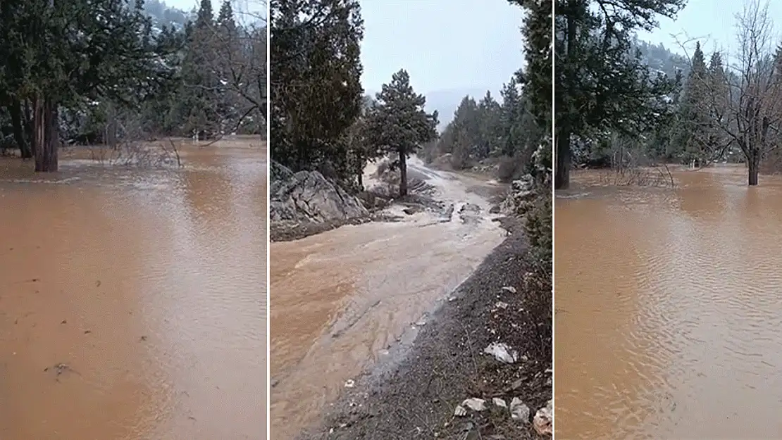 Konya'da vadilerden akan su bölgeyi adeta göle çevirdi
