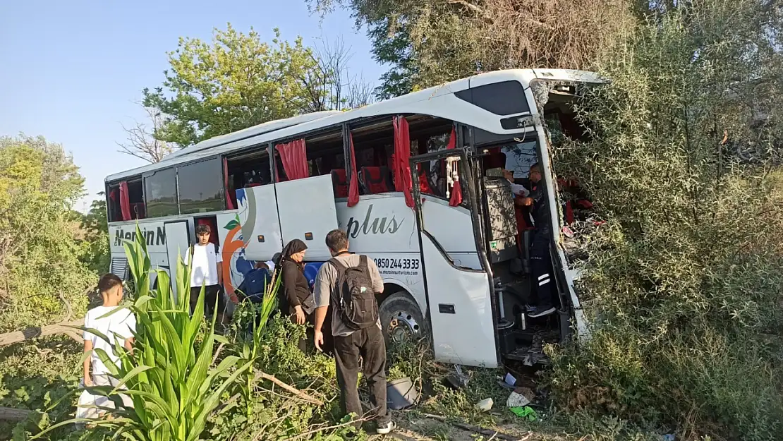 Konya'da yolcu otobüsü yoldan çıktı: 7 yaralı