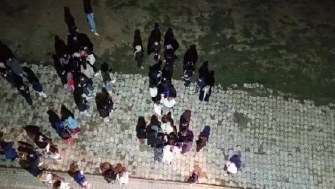 Konya'da yurtta kalan kız öğrenciler kabus yaşadı: İkinci kata kadar çıktı!
