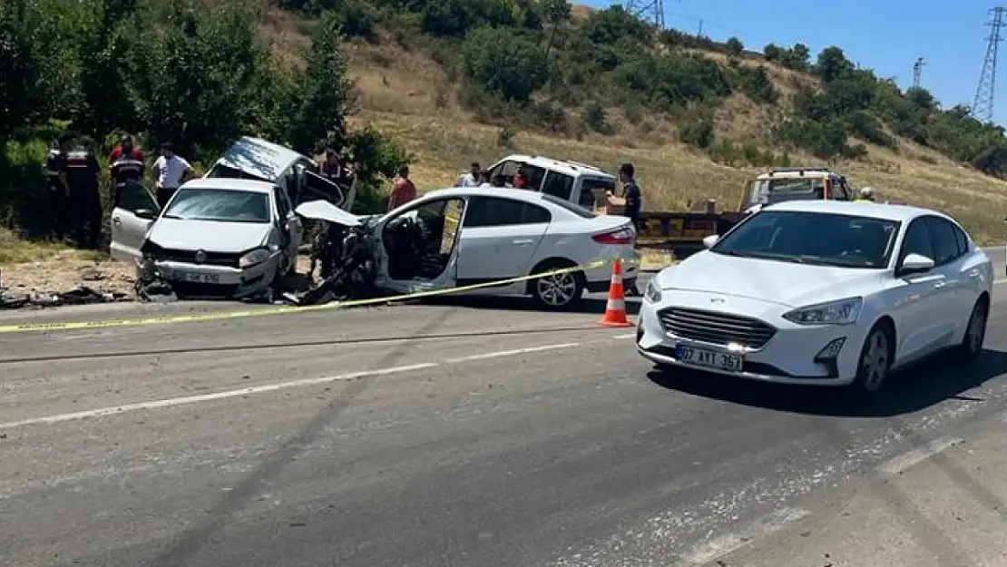 Konya-Isparta karayolunda facia. Çok sayıda yaralı var