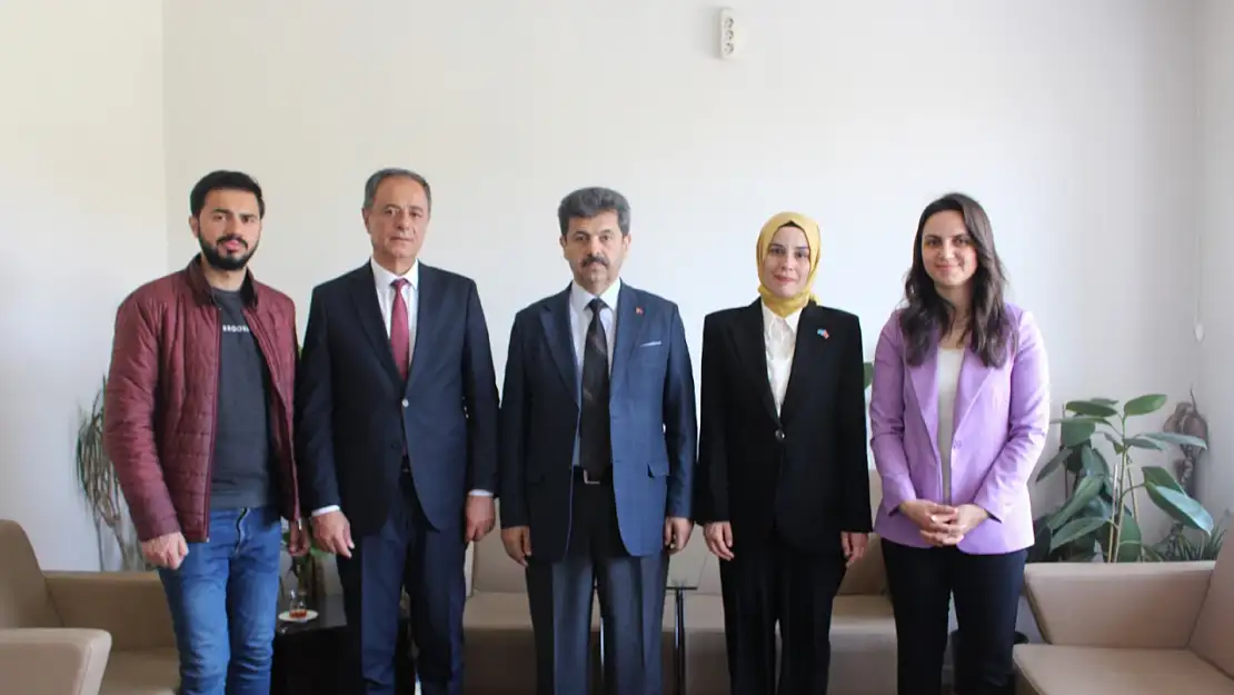 Konya İYİ Parti Milletvekili Adayı Selin Tozoğlu: 15 Mayıs'ta yeni bir Türkiye'ye uyanacağız