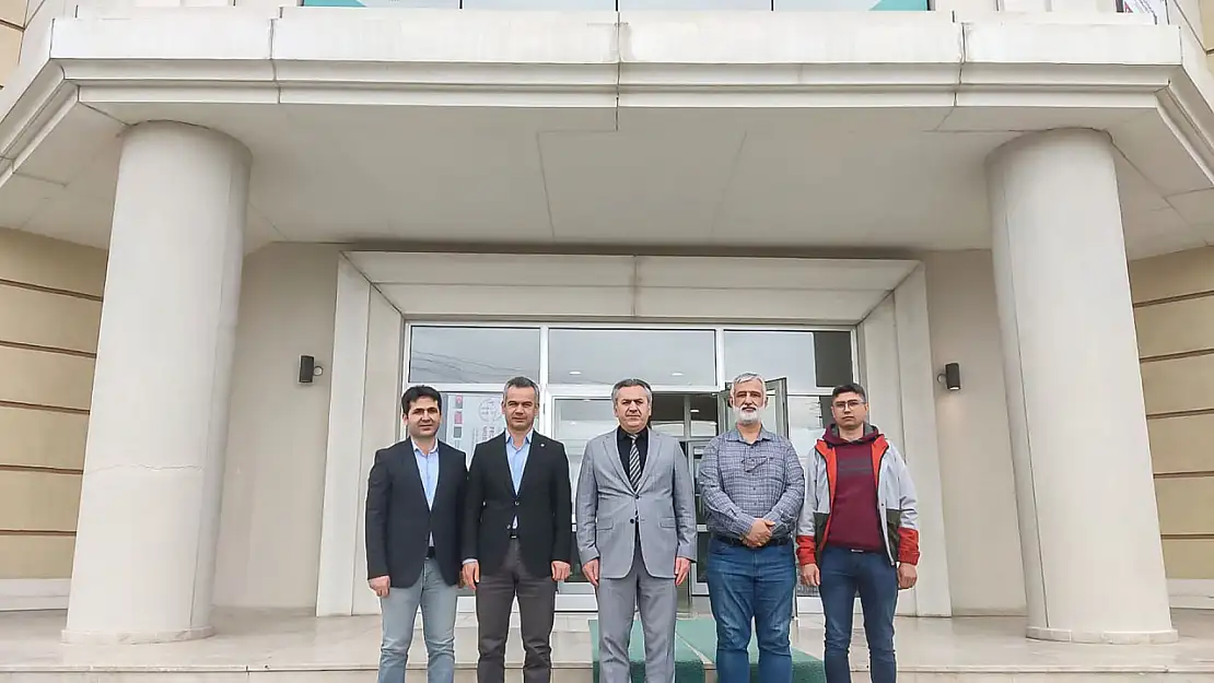 Konya MEM Müdürü Yiğit, Karatay Bilim ve Sanat Merkezini ziyaret etti