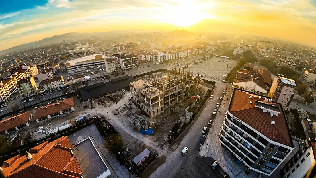 Konya'ya yeni belediye binası! Yapımı devam ediyor!