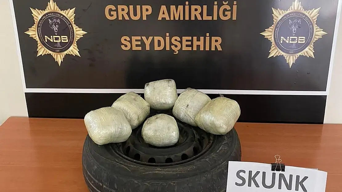 Konya'da durdurulan aracın stepnesinden uyuşturucu çıktı