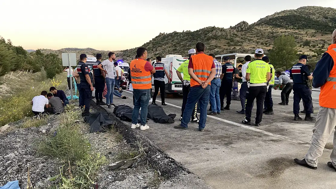 Konya'da feci kaza:  5 ölü, 4 yaralı