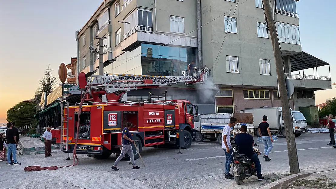 Konya'da iş yerinde yangın!