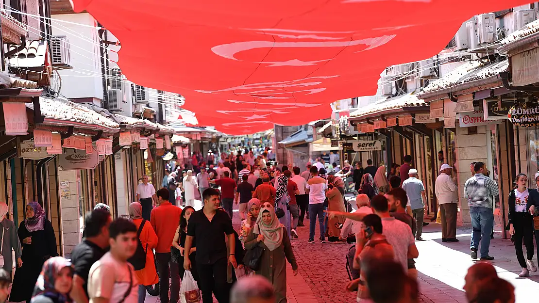 Konya'da 'Tarihi Bedesten Alışveriş Günleri' başladı