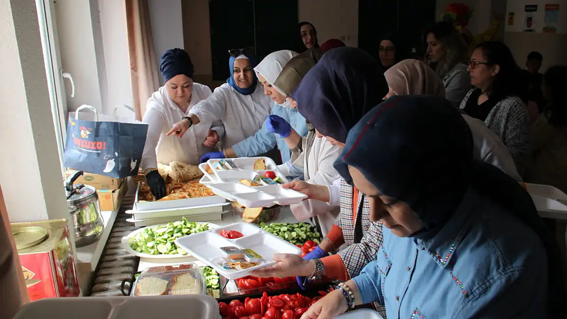 Konyalı öğretmenlerden takdir edilecek davranış