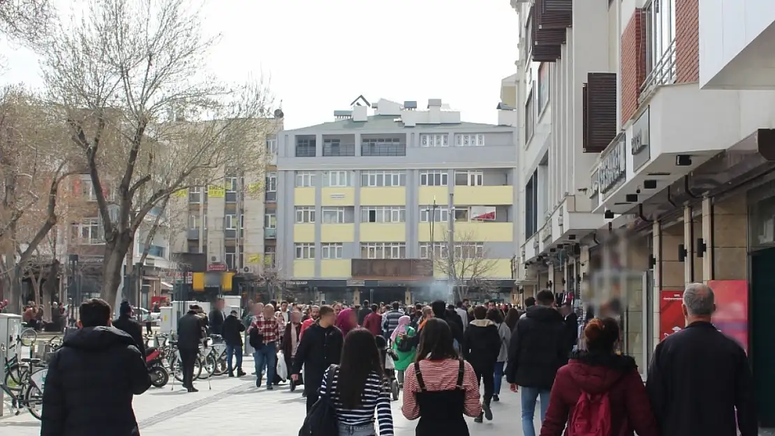 Konyalılar, Alaaddin Tepesi'nde baharın tadını çıkarıyor