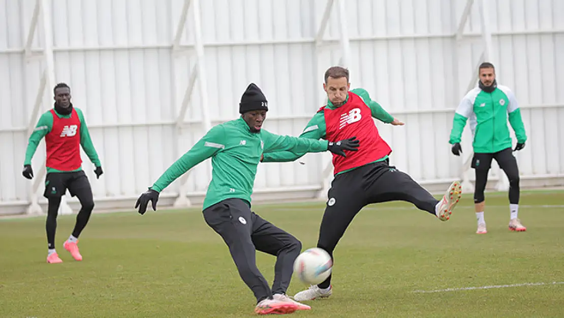 Konyaspor'da, Hatayspor maçı hazırlıkları sürüyor