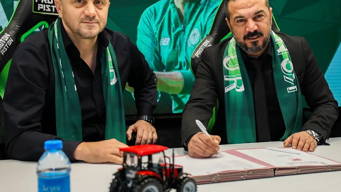 Konyaspor'un yeni hocası imzayı attı!