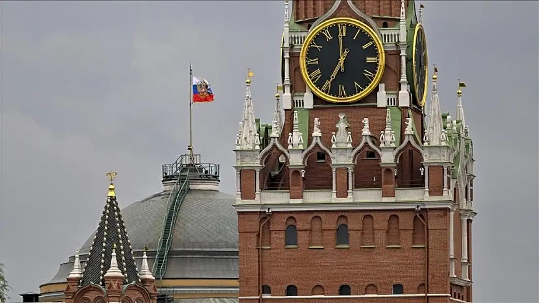 Kremlin'den Kritik Açıklama: Putin-Zelenskiy Zirvesi İçin Şartlar Belirlendi