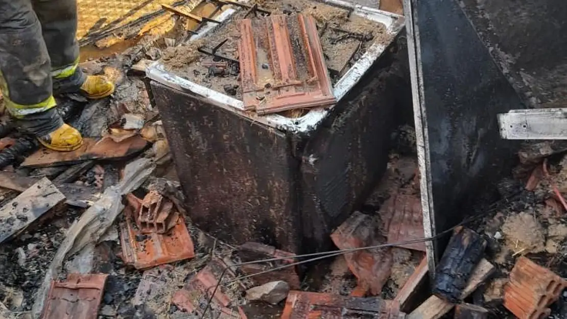 Kulu'da müştemilat yangını çıktı