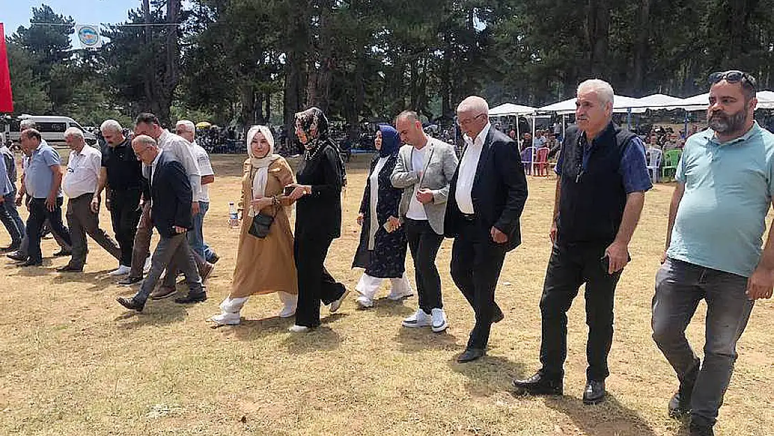 Kurucuovalılar Anamas'taki Şenlikte Buluştu