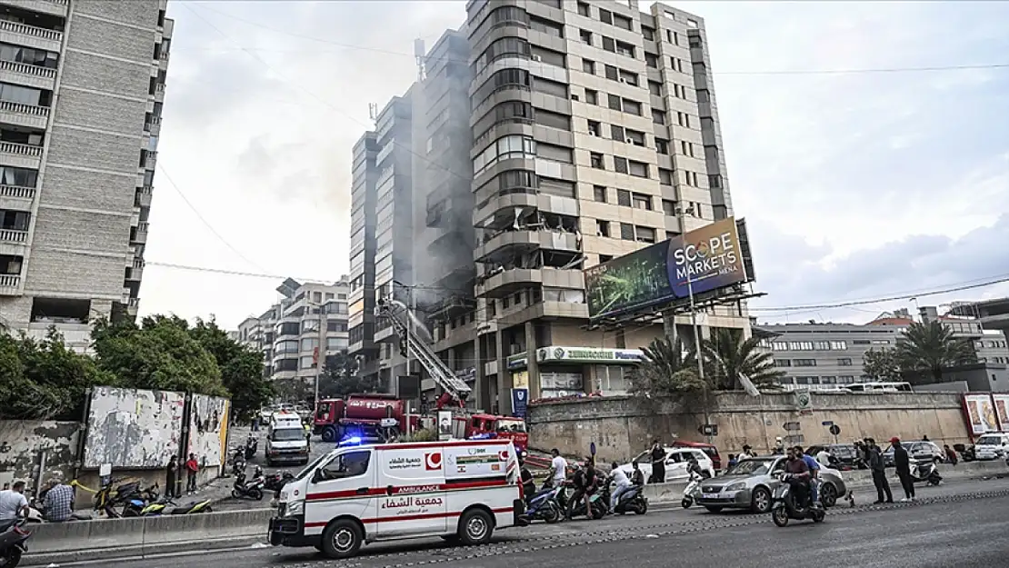 Lübnan'da sağlık ekipleri İsrail tarafından bombalandı