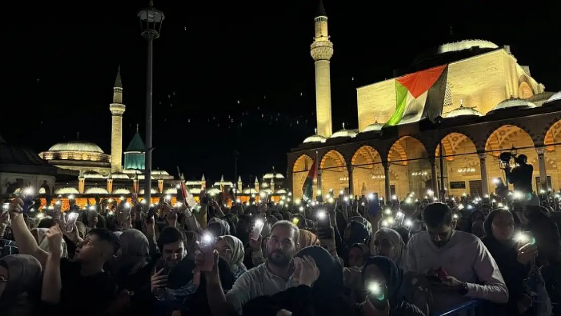 Maher Zain'den Mevlana Meydanı'nda 'Özgür Gazze' konseri