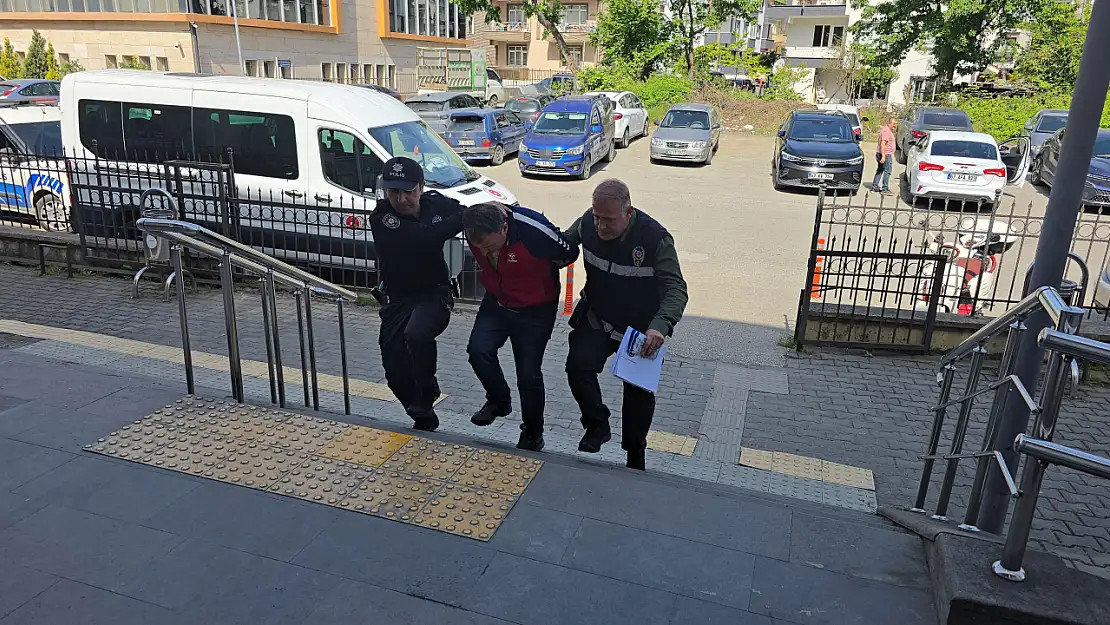 Market çalışanını gizlice fotoğraflayan şahıs yakalandı