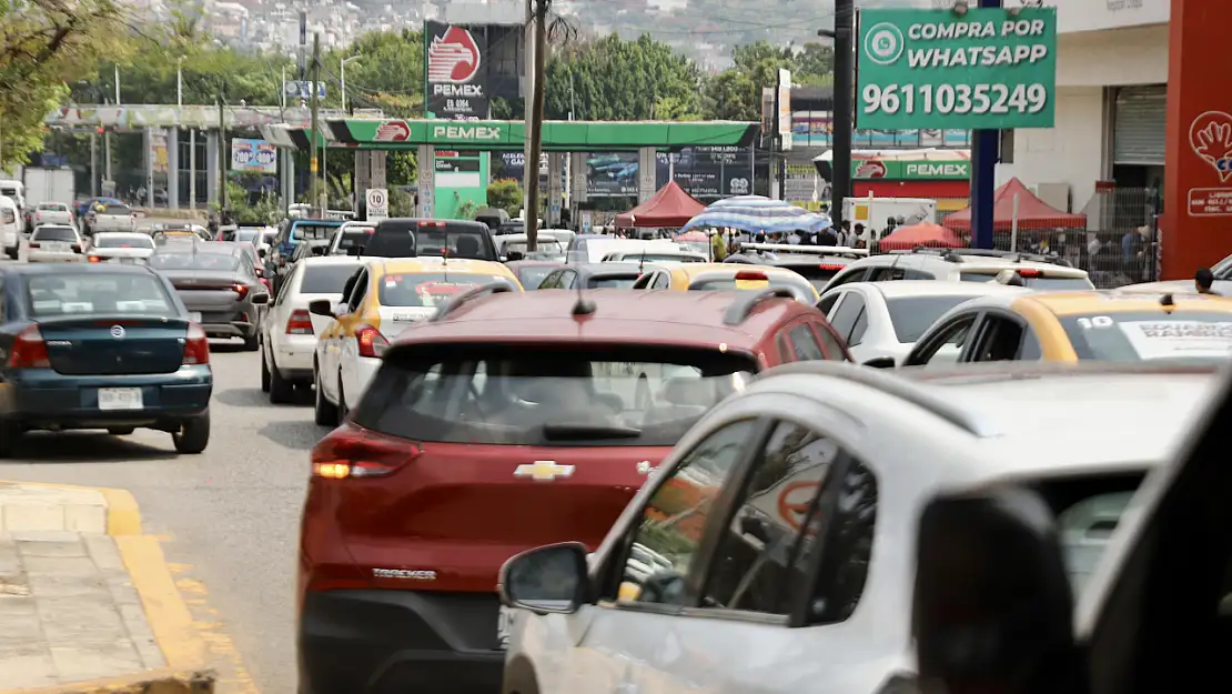 Meksika'da öğretmen grevi hareketleniyor: Benzin istasyonlarına baskın