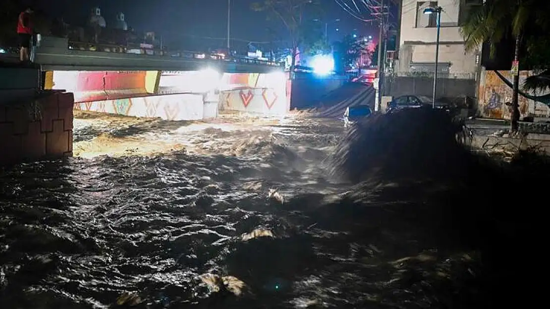 Meksika'da hayat altüst oldu