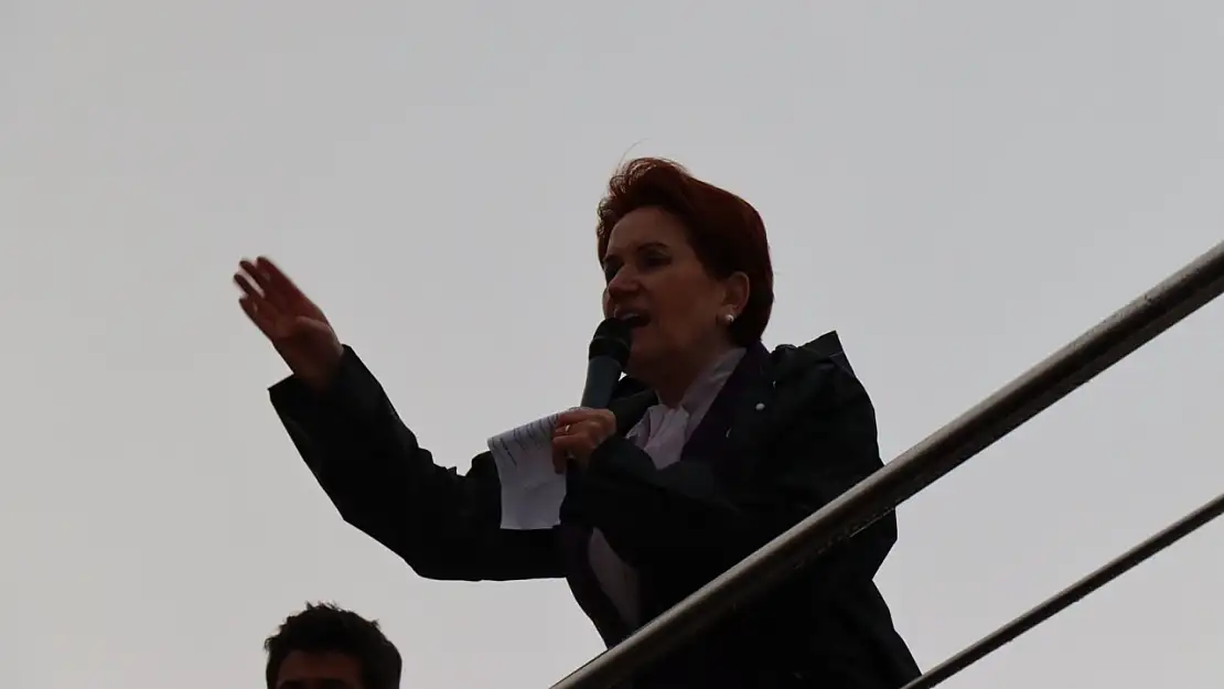 Meral Akşener'den büyük gaf!