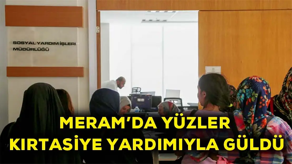 Meram'da yüzler kırtasiye yardımıyla güldü