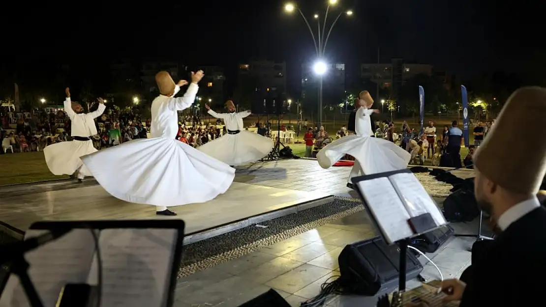  Mersin'de Mevlana anıldı