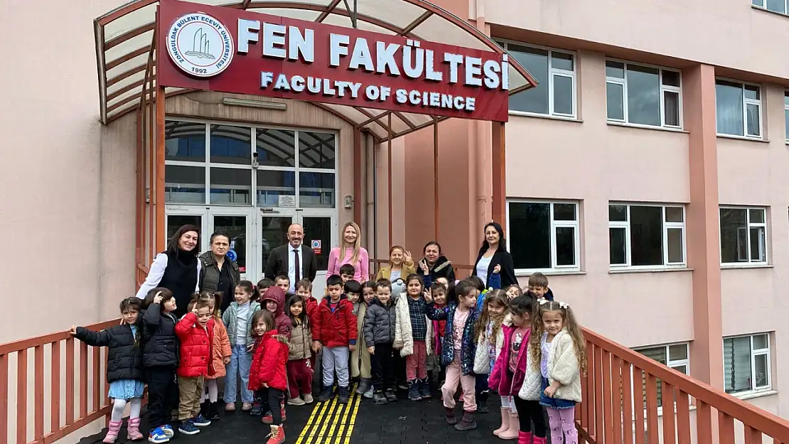 Minikler ZBEÜ Fen Fakültesi'ni gezdi