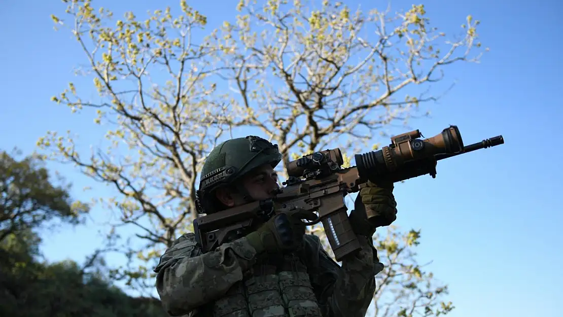 MSB: 3 PKK'lı terörist teslim oldu